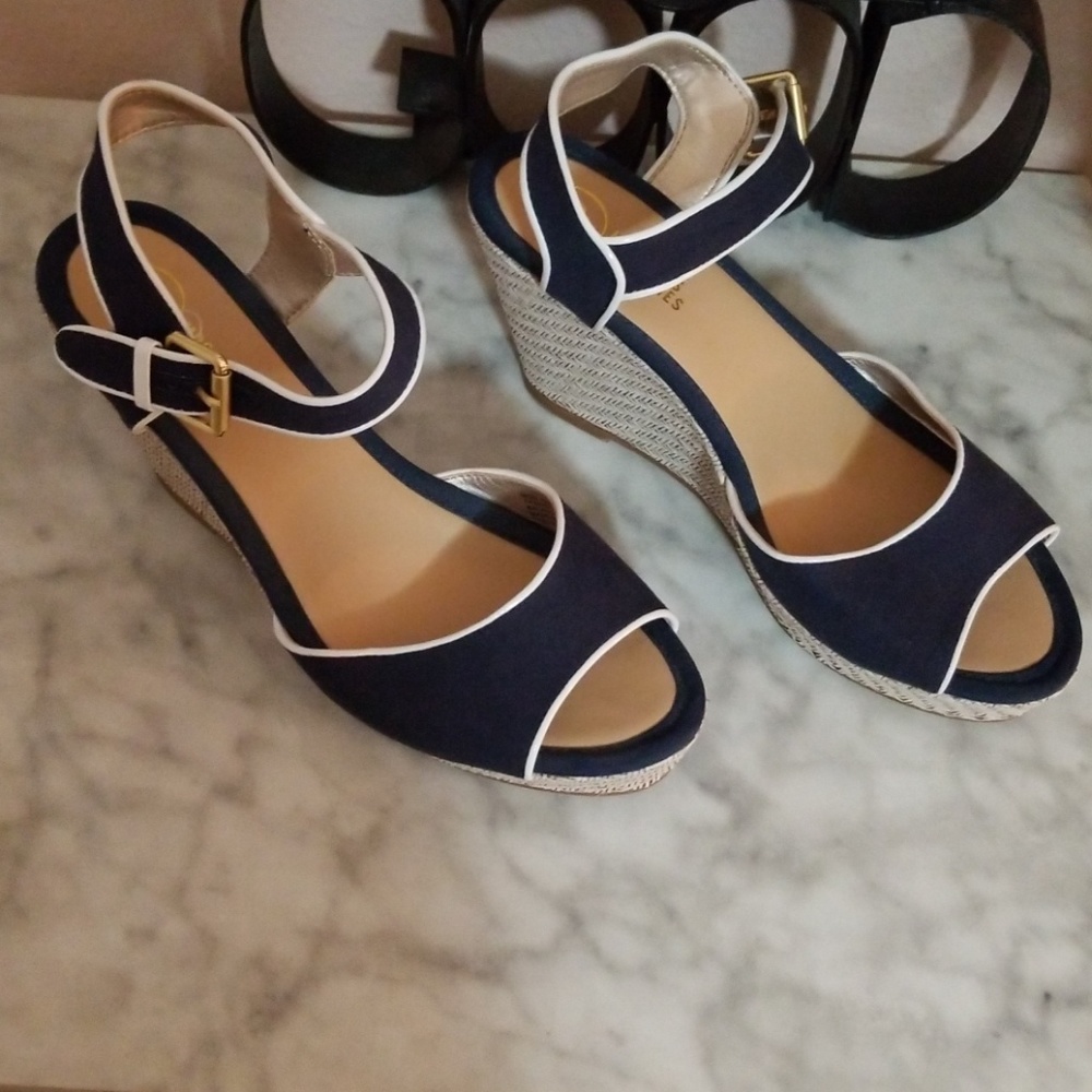 Mootsie Tootsie Navy Blue and White Open Toe Wedge